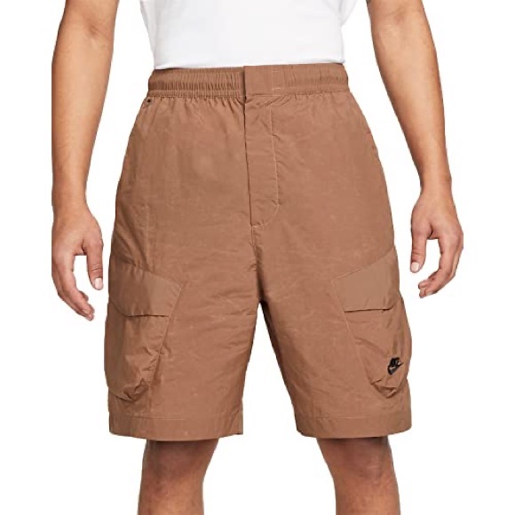 NWT Nike Men's Sportswear Tech Essentials Woven Cargo Shorts Small